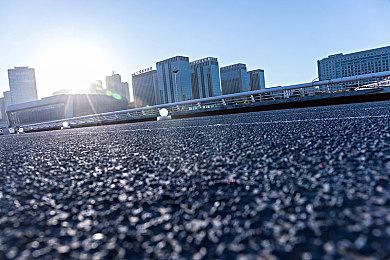 《星刃》武器后坐力很真实！看美女打怪很享受